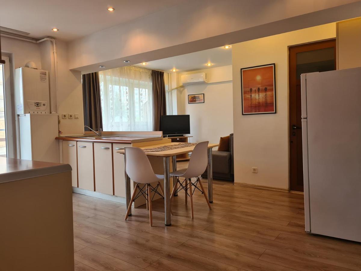 Apartament Anna Targoviste Exteriér fotografie